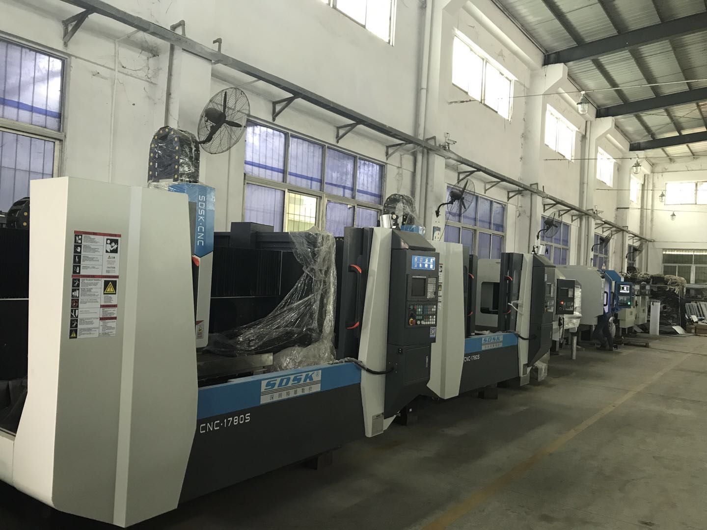 CNC加工中心、雕銑機(jī)和精雕機(jī)三者的區(qū)別有那些